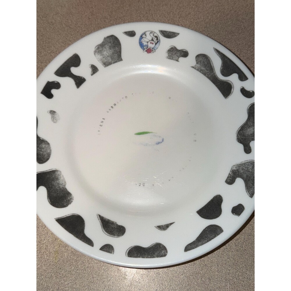 Vintage Arcopal France Cow Print Plates Set Mimosa Dairy Cartoon Cows 8” - Picture 3 of 6